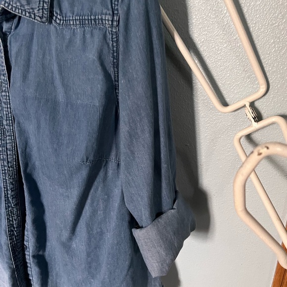 Lane Bryant Denim distressed fade button up shirt size XL - Picture 4 of 10